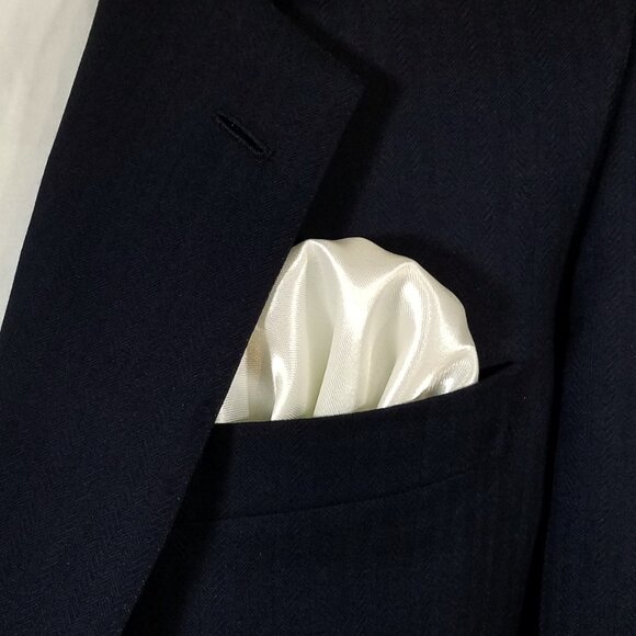 New - Men's Ivory Satin Pre-Folded Pocket Square Insert - Picture 2 of 4